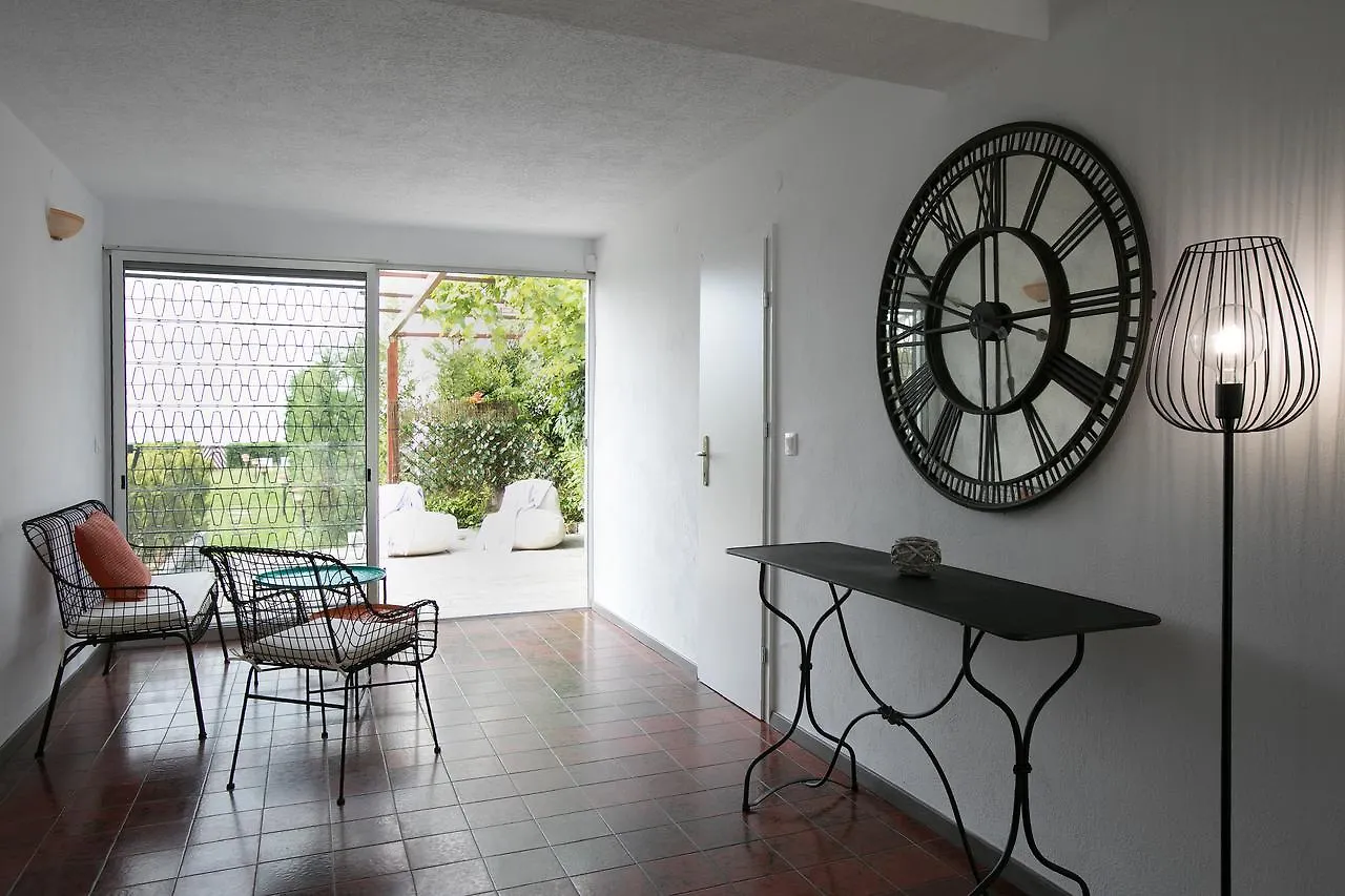 Hestia Beachfront Villa Polychrono